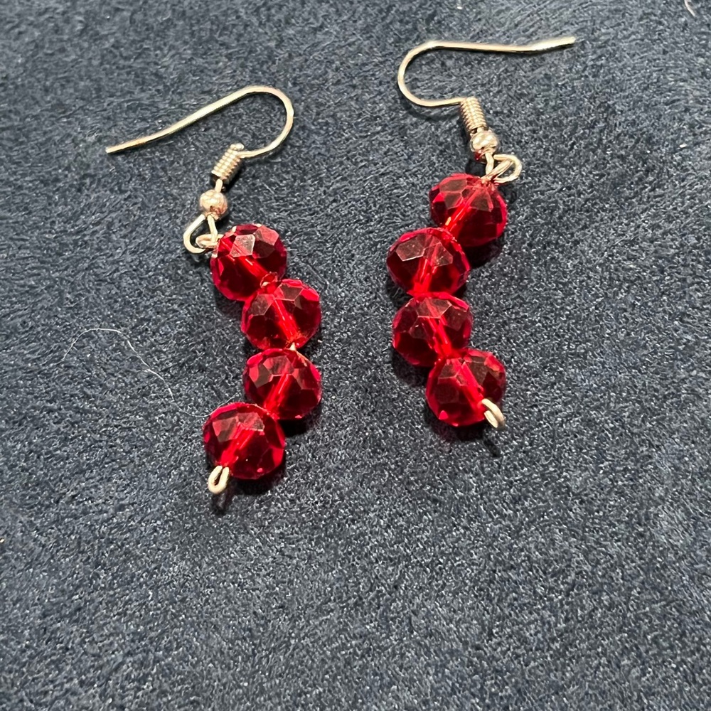Earring - Picture 4 of 6